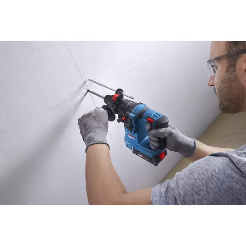 Bosch GBH18V-18 SDS+ Hammer Drill Kit Comes With 2x 2Ah & Charger in Carry Case 0611927070