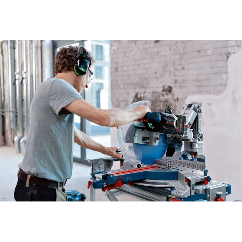 Bosch GCM 18V-305 GDC Biturbo Brushless 18V 305mm Mitre Saw Body Only 0601B43000
