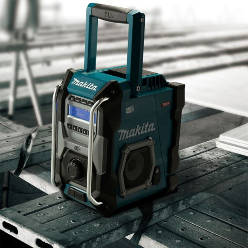 Makita MR003GZ AM/FM Radio w/ Bluetooth 40V XGT & 18V LXT