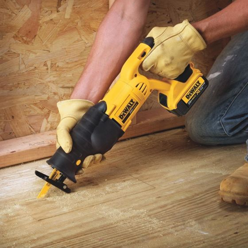DeWALT DCS380N-XJ 18V XR Reciprocating Saw Body Only