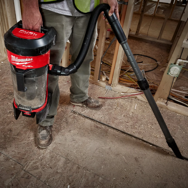 Milwaukee M18FBPV-0 M18 BACK Pack VAC  Body