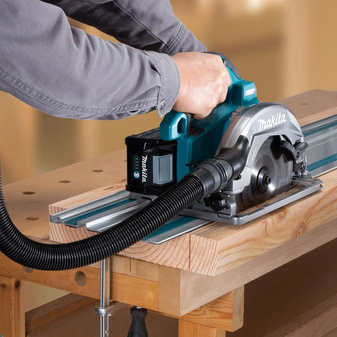 Makita HS004GZ 40V Circular Saw 190mm B/L Body