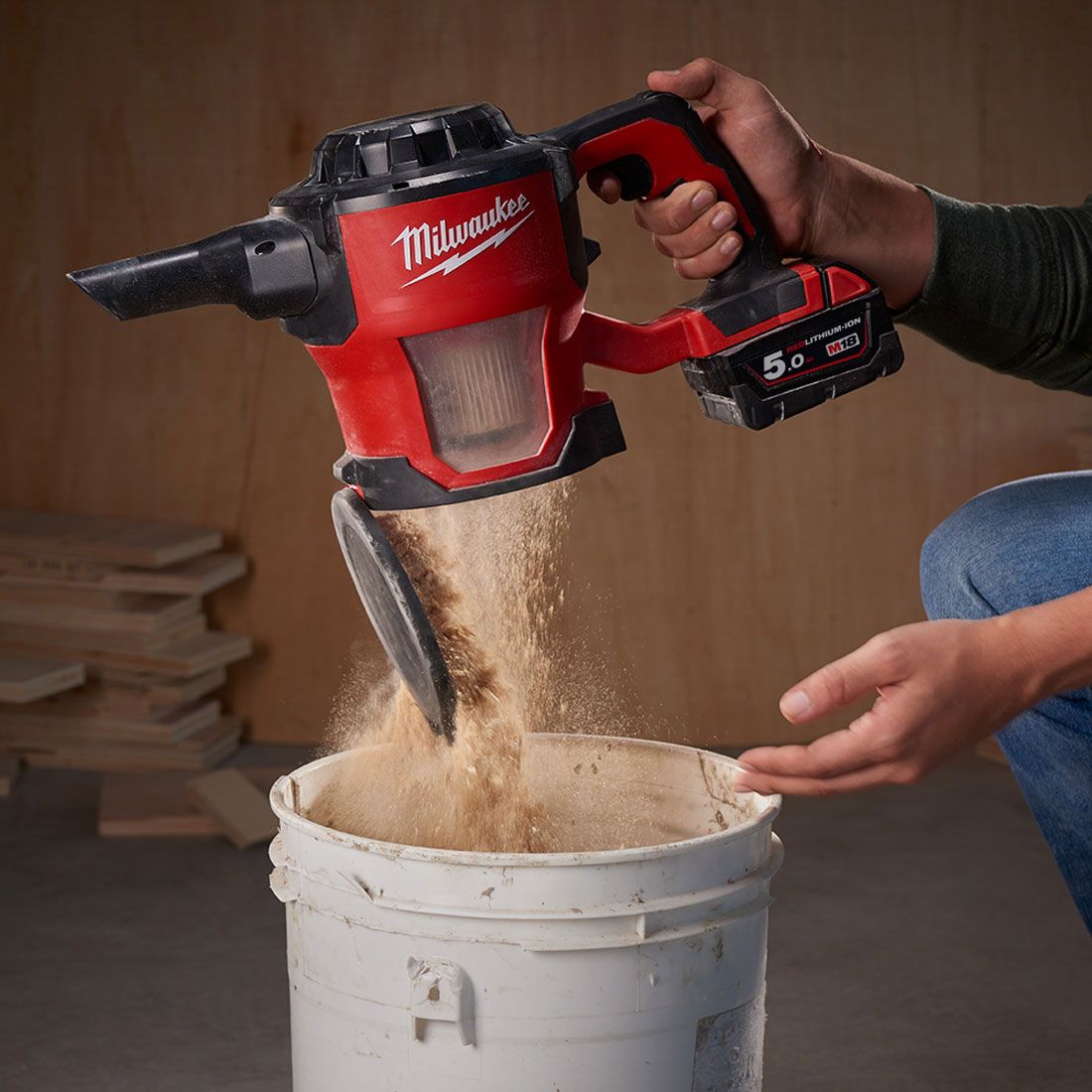 Milwaukee M18CV-0 Hand Vacuum Body